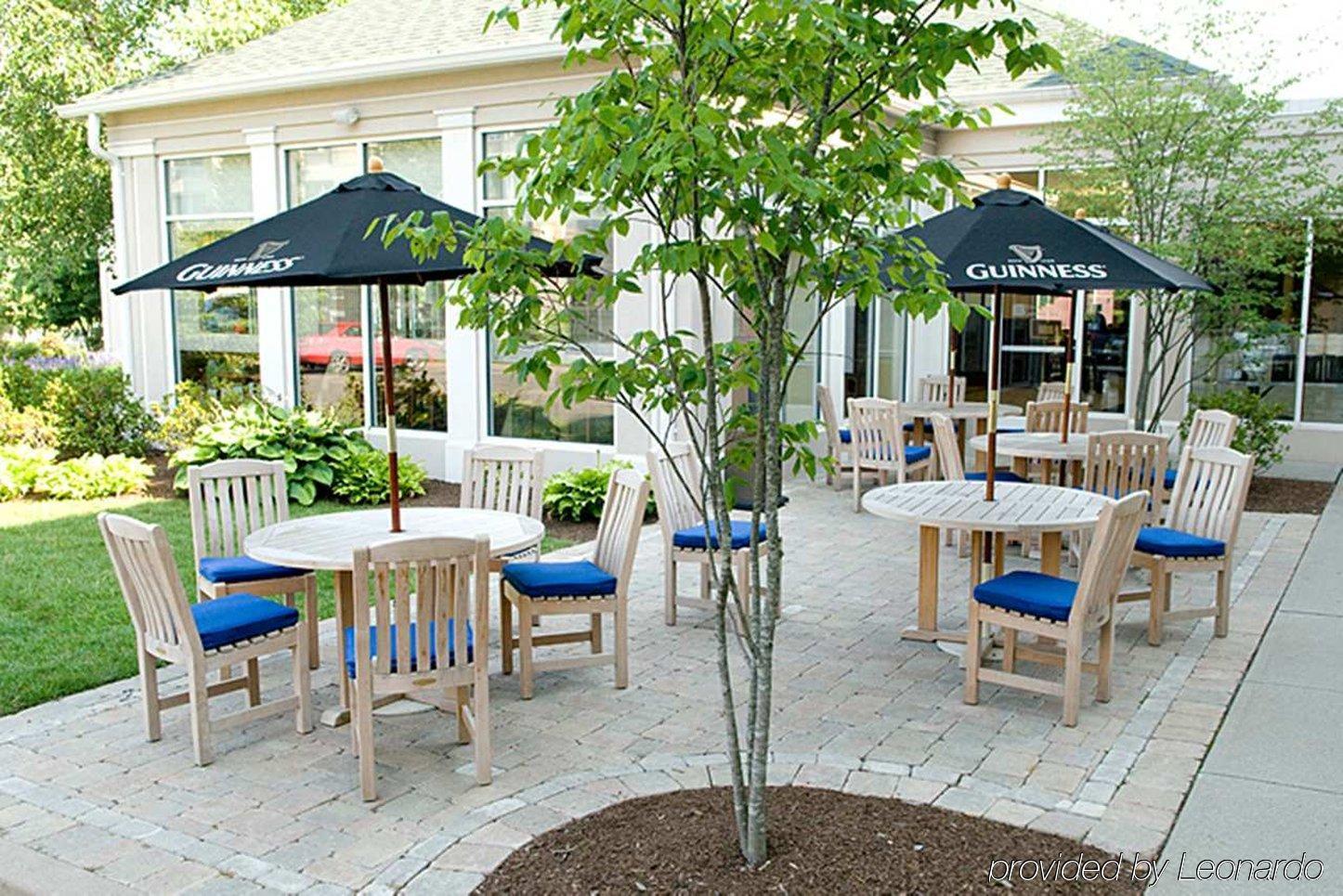 Hilton Garden Inn Norwalk Restaurant photo